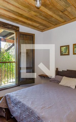 Casa de condomínio à venda com 400m², 5 quartos e 2 vagasSuíte