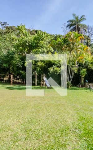 Casa de condomínio à venda com 400m², 5 quartos e 2 vagasÁrea Externa - Quintal