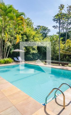 Casa de condomínio à venda com 400m², 5 quartos e 2 vagasPiscina