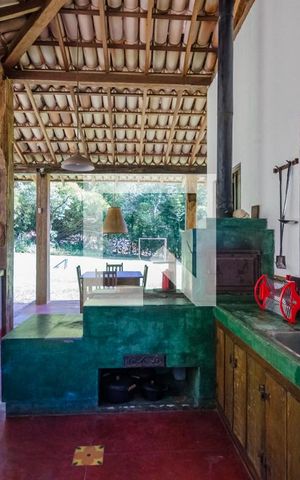 Casa de condomínio à venda com 400m², 5 quartos e 2 vagasCozinha 2 externa