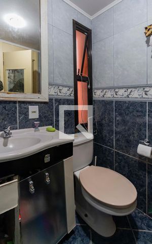 Apartamento à venda com 63m², 3 quartos e 1 vaga Apartamento à venda com 63m², 3 quartos e 1 vagaBanheiro