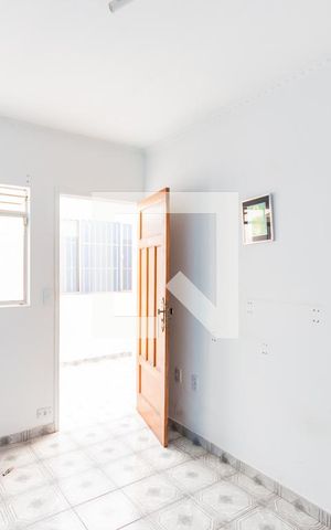 Casa à venda com 283m², 5 quartos e 2 vagas Casa à venda com 283m², 5 quartos e 2 vagasQuarto 2 da Casa 2