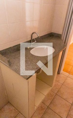 Casa à venda com 283m², 5 quartos e 2 vagas Casa à venda com 283m², 5 quartos e 2 vagasPia