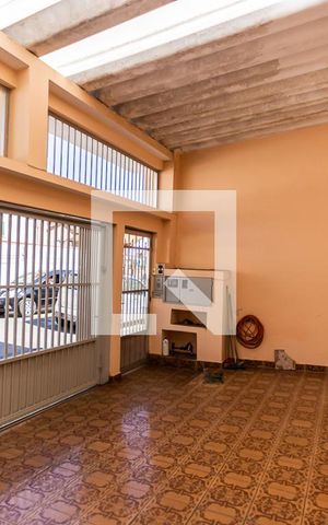 Casa à venda com 283m², 5 quartos e 2 vagas Casa à venda com 283m², 5 quartos e 2 vagasGaragem
