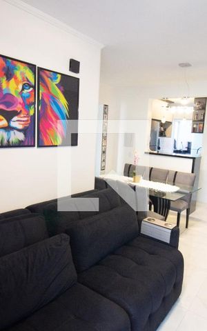 Apartamento à venda com 65m², 2 quartos e 2 vagas Apartamento à venda com 65m², 2 quartos e 2 vagasSala