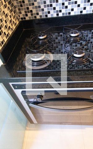 Apartamento à venda com 65m², 2 quartos e 2 vagas Apartamento à venda com 65m², 2 quartos e 2 vagasCozinha