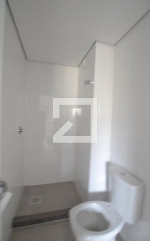 Apartamento para alugar com 31m², 1 quarto e sem vagaBanheiro da Suíte