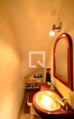 Casa à venda com 145m², 2 quartos e 1 vagaLavabo