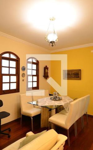 Casa à venda com 145m², 2 quartos e 1 vagaSala de Jantar