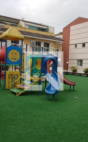 Casa de condomínio à venda com 300m², 4 quartos e 3 vagas