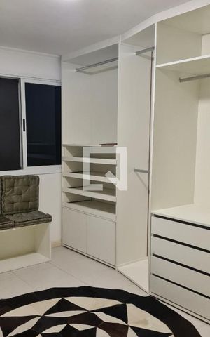 Casa de condomínio à venda com 300m², 4 quartos e 3 vagas