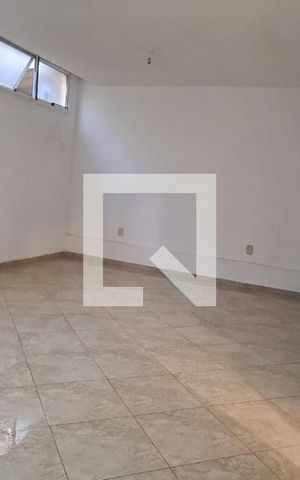 Casa de condomínio à venda com 300m², 4 quartos e 3 vagas