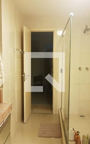Casa de condomínio à venda com 300m², 4 quartos e 3 vagas