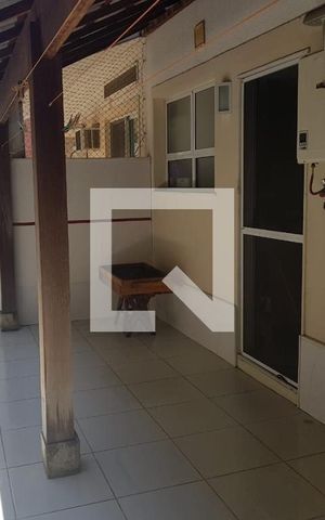 Casa de condomínio à venda com 300m², 4 quartos e 3 vagas