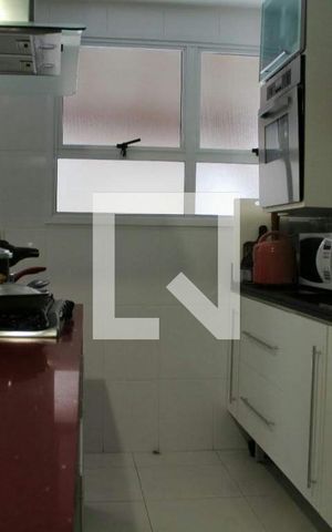 Casa de condomínio à venda com 300m², 4 quartos e 3 vagas