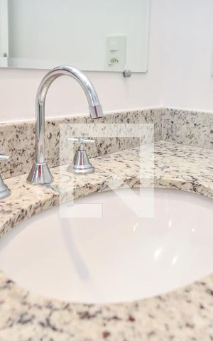 Apartamento para alugar com 57m², 2 quartos e 1 vaga Apartamento para alugar com 57m², 2 quartos e 1 vagaBanheiro
