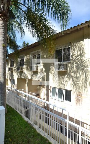 Casa de condomínio para alugar com 245m², 3 quartos e 2 vagasCasa