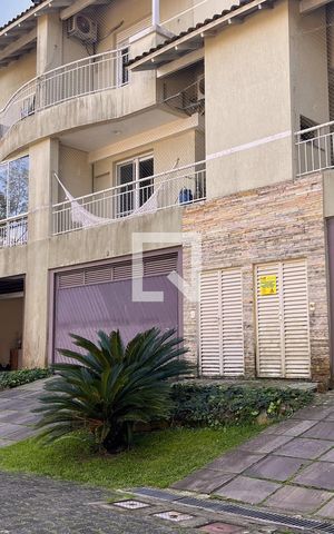 Casa de condomínio para alugar com 245m², 3 quartos e 2 vagasCasa