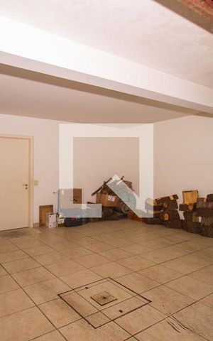 Casa de condomínio para alugar com 245m², 3 quartos e 2 vagas Casa de condomínio para alugar com 245m², 3 quartos e 2 vagasGaragem