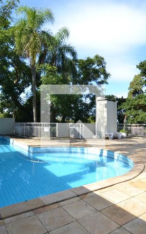 Casa de condomínio para alugar com 245m², 3 quartos e 2 vagasÁrea comum - Piscina