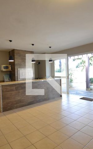 Casa de condomínio para alugar com 245m², 3 quartos e 2 vagasÁrea comum - Salão de festas
