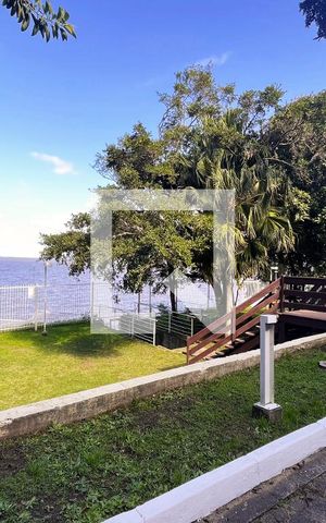 Casa de condomínio para alugar com 245m², 3 quartos e 2 vagasVista Para Guaiba