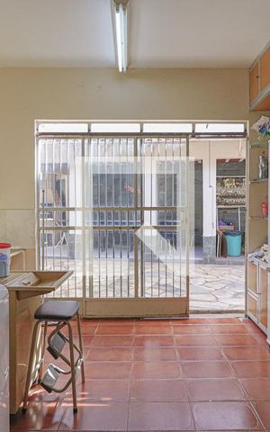 Casa à venda com 354m², 4 quartos e 7 vagasÁrea de Serviço