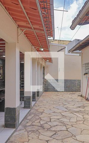 Casa à venda com 354m², 4 quartos e 7 vagasÁrea Externa