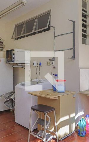 Casa à venda com 354m², 4 quartos e 7 vagasÁrea de Serviço