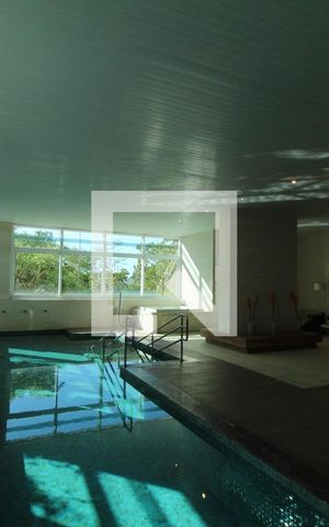 Apartamento à venda com 384m², 4 quartos e 4 vagasÁrea comum - Piscina Indoor