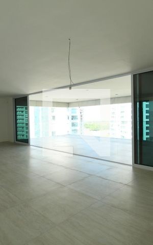 Apartamento à venda com 384m², 4 quartos e 4 vagasSala