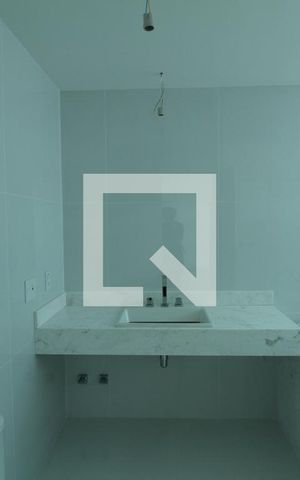 Apartamento à venda com 384m², 4 quartos e 4 vagasBanheiro - Suíte 1