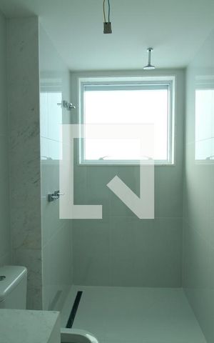 Apartamento à venda com 384m², 4 quartos e 4 vagasBanheiro - Suíte 4