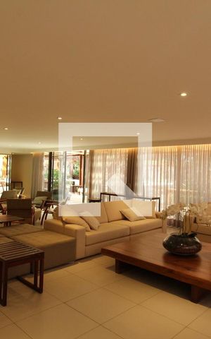 Apartamento à venda com 384m², 4 quartos e 4 vagasÁrea comum - Salão de festas