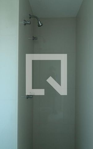 Apartamento à venda com 384m², 4 quartos e 4 vagasBanheiro de Serviço 