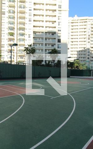Apartamento à venda com 384m², 4 quartos e 4 vagasÁrea Comum - Quadra de Poliesportiva