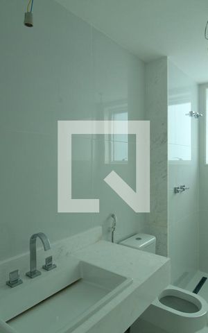 Apartamento à venda com 384m², 4 quartos e 4 vagasBanheiro - Suíte 4