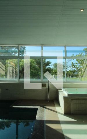 Apartamento à venda com 384m², 4 quartos e 4 vagasÁrea comum - Piscina Indoor