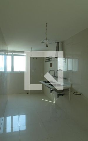 Apartamento à venda com 384m², 4 quartos e 4 vagasÁrea de Serviço