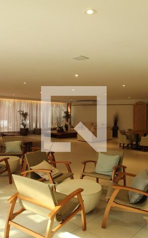 Apartamento à venda com 384m², 4 quartos e 4 vagasÁrea comum - Salão de festas