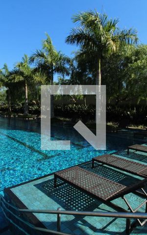 Apartamento à venda com 384m², 4 quartos e 4 vagasÁrea comum - Piscina
