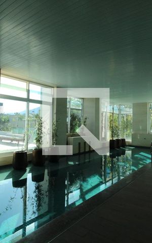 Apartamento à venda com 384m², 4 quartos e 4 vagasÁrea comum - Piscina Indoor
