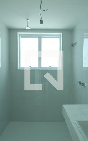 Apartamento à venda com 384m², 4 quartos e 4 vagasBanheiro - Suíte 3