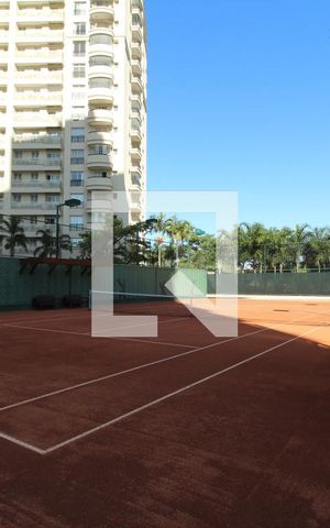 Apartamento à venda com 384m², 4 quartos e 4 vagasÁrea comum - Quadra de Tênis 