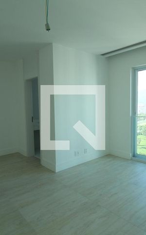 Apartamento à venda com 384m², 4 quartos e 4 vagasSuíte 2