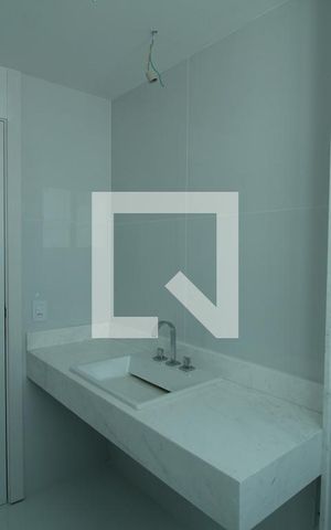 Apartamento à venda com 384m², 4 quartos e 4 vagasBanheiro - Suíte 2