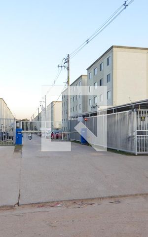 Apartamento para alugar com 48m², 2 quartos e 1 vagaFachada do Condomínio