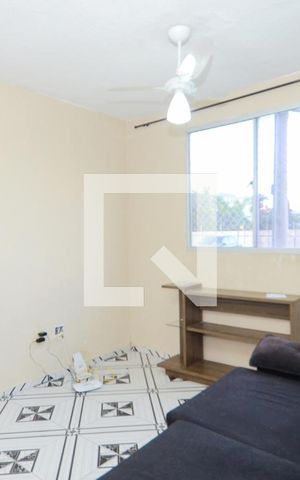 Apartamento para alugar com 48m², 2 quartos e 1 vagaSala