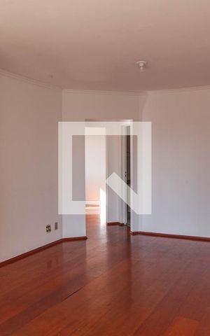 Apartamento à venda com 73m², 3 quartos e 1 vaga Apartamento à venda com 73m², 3 quartos e 1 vagaSala
