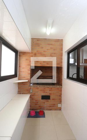 Apartamento à venda com 144m², 3 quartos e 3 vagasChurrasqueira